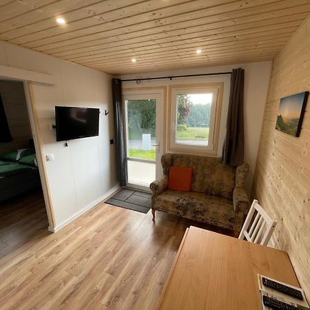 Tinyhaus #1 Huelben - Ortsrand - Kostenlose Parkplaetze Hulben Dış mekan fotoğraf