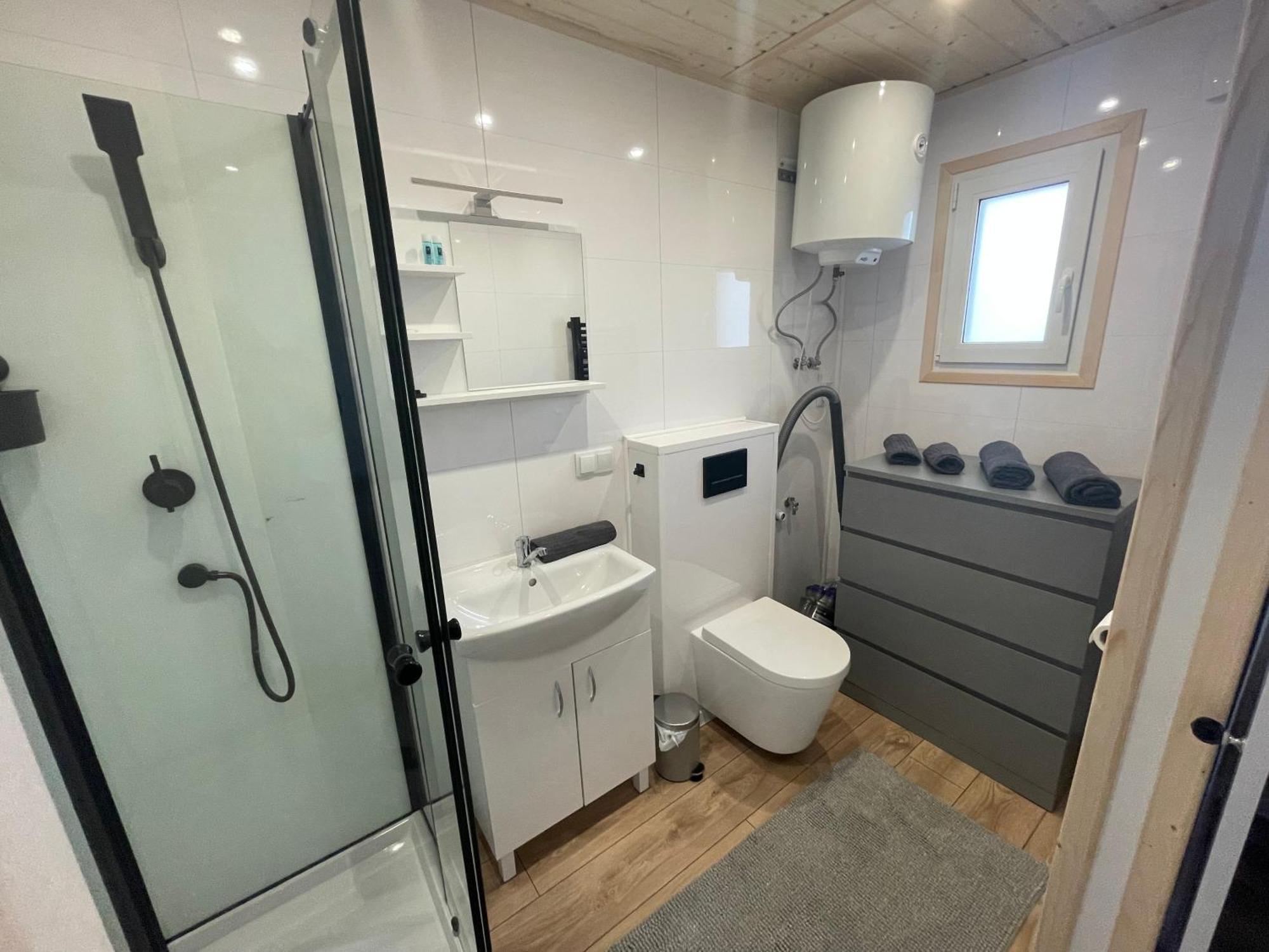 Tinyhaus #1 Huelben - Ortsrand - Kostenlose Parkplaetze Hulben Dış mekan fotoğraf